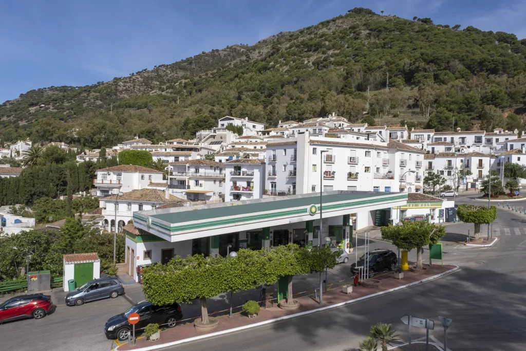 Grupo Badía - Estaciones de servicio en Málaga - BP El Puerto de Mijas